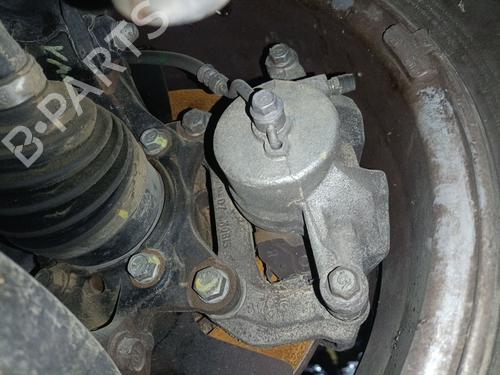 Używane Zacisk hamulca przedniego lewego KIA SPORTAGE IV (QL, QLE) 1.6 GDI (132 hp) 30725126