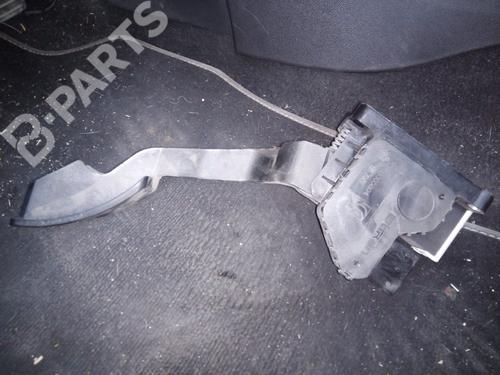 pedal-opel-corsa-e-x15-13-cdti-08-68-13305804-2014-11052234 main image