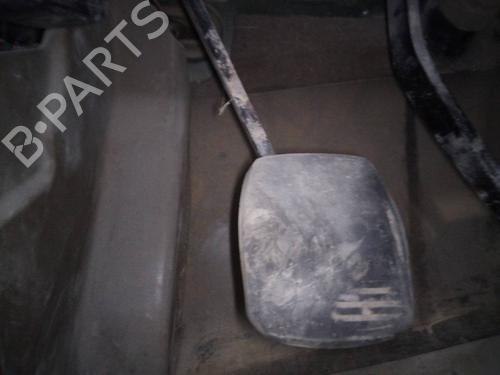 Used Clutch pedal LAND ROVER DISCOVERY II (L318) 2.5 Td5 4x4 (139 hp) 14834358