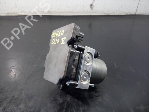 Used ABS pump RENAULT CLIO V (B7_) 1.5 Blue dCi 85 (B7AG) (86 hp) 10404678