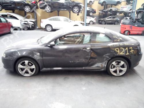 Instrumentbræt ALFA ROMEO GT (937_) 1.9 JTD (937CXN1B) | BP8395777C46 