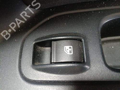 Used Right rear window switch Right rear window switch 39068570 39068570