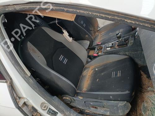 Right front steering knuckle SEAT LEON (5F1) 1.6 TDI | BP32000957M26