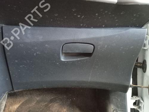 Handskerum CITROËN C3 II (SC_) 1.2 VTi 82 (82 hp) 28046387