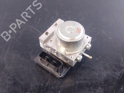 Used ABS pump NISSAN JUKE (F15) 1.5 dCi (110 hp) 30701448