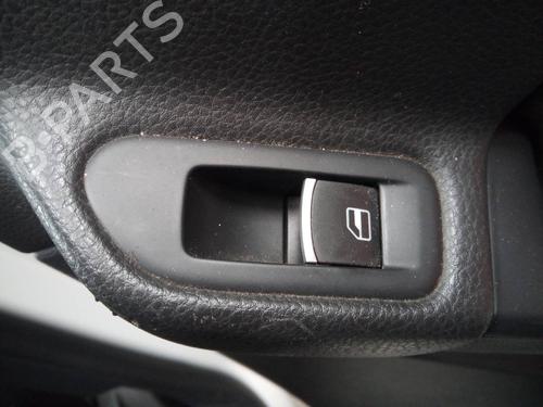 Used Right rear window switch VW GOLF VI (5K1) 1.6 TDI (105 hp) 17011875