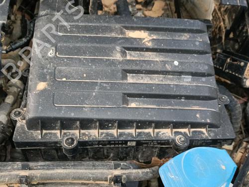 Used Air filter box SEAT LEON (5F1) 1.6 TDI (115 hp) 32000953