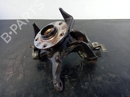 Used Left front steering knuckle VW GOLF VI (5K1) 2.0 TDI (110 hp) 12495718