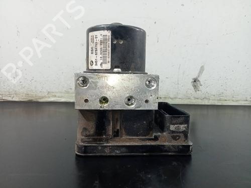 Used ABS pump BMW 1 (E81) 118 d (143 hp) 11809477