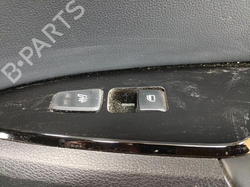 Used Right rear window switch KIA SPORTAGE V (NQ5) 1.6 T-GDI MHEV (180 hp) 28072413