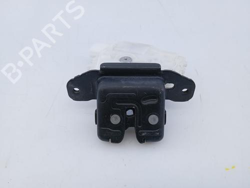 Used Tailgate lock TOYOTA YARIS (_P13_) 1.5 Hybrid (NHP130_, NHP130) (101 hp) 24682657