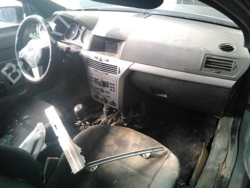 Fuse box OPEL ASTRA H (A04) 1.7 CDTI (L48) | BP21289014E1 