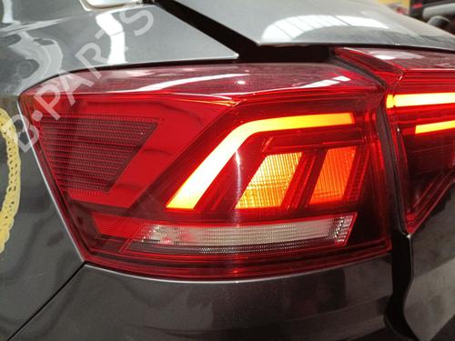Used Left taillight VW T-ROC (A11, D11) 1.0 TSI (110 hp) 32998651