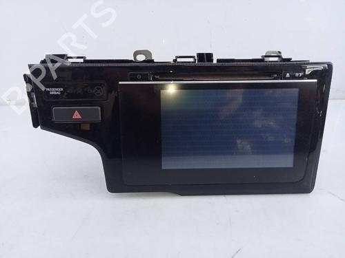 Used Radio HONDA JAZZ IV (GK_) 1.3 (102 hp) 15766858
