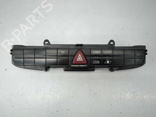 Used Warning switch MERCEDES-BENZ VITO / MIXTO Van (W639) [2003-2025]  5305497