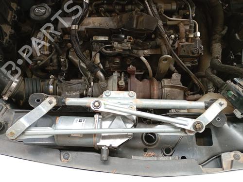 Used Front wiper motor OPEL CORSA E (X15) 1.3 CDTI (08, 68) (75 hp) 27297237