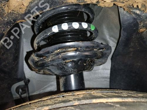 Used Right front shock absorber Right front shock absorber VW POLO VI (AW1, BZ1, AE1) 1.0 TSI (95 hp) 33336873 33336873