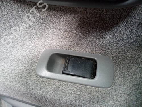 Høyre bak elrute bryter SUZUKI GRAND VITARA I (FT, HT) 2.0 HDI 110 4x4 (SQ420D, TD82V) (109 hp) 17011790