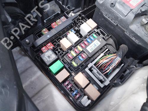 Used Fuse box HYUNDAI i30 Estate (GD) 1.4 CRDi (90 hp) 9041360