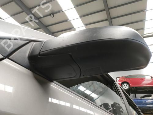 Left mirror HYUNDAI TUCSON (JM) 2.0 CRDi | BP9675100C26 