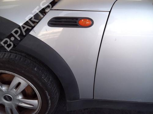 Used Left front fenders MINI MINI (R50, R53) One (90 hp) 19482571