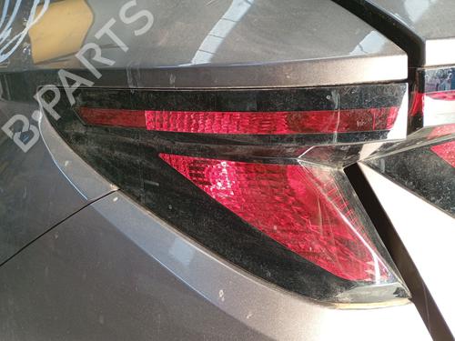 Fanale posteriore sinistro HYUNDAI TUCSON (NX4E, NX4A) 1.6 T-GDi (150 hp) 30838654