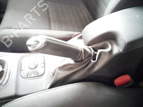 Used Hand brake RENAULT MEGANE III Hatchback (BZ0/1_, B3_) [2008-2025]  19495391