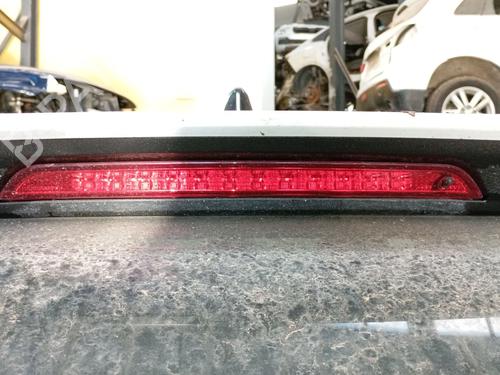 Używane Trzecie światło stopu PEUGEOT 2008 II (UD_, US_, UY_, UJ_, UR_, UC_) 1.2 PureTech 130 (USHNS, URHNS) (130 hp) 30744589