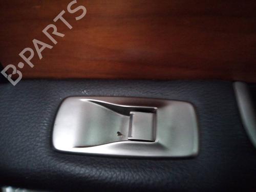 Used Right rear window switch JAGUAR XF I (X250) 2.7 D (207 hp) 17011644