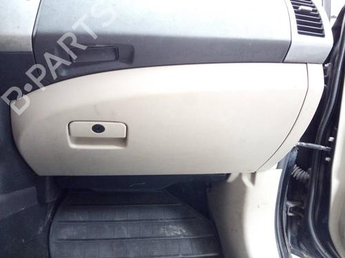 Used Glove box MITSUBISHI OUTLANDER II (CW_W) 2.2 DI-D 4WD (156 hp) 10554015
