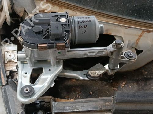 Used Front wiper motor PEUGEOT 5008 (0U_, 0E_) 2.0 HDi 150 / BlueHDi 150 (150 hp) 31947337