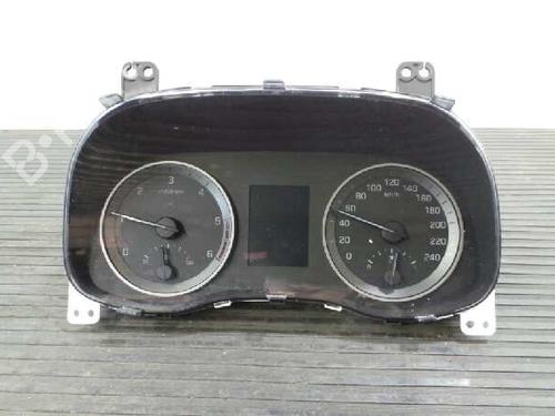 Used Instrument cluster HYUNDAI TUCSON (TL, TLE) 1.7 CRDi (116 hp) 1929562
