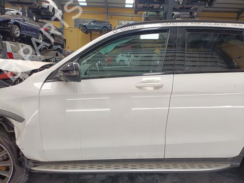 Used Left front door Left front door 38621740 38621740