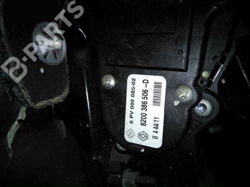 pedal-dacia-sandero-15-dci-8200386506d-2008-7052317 main image