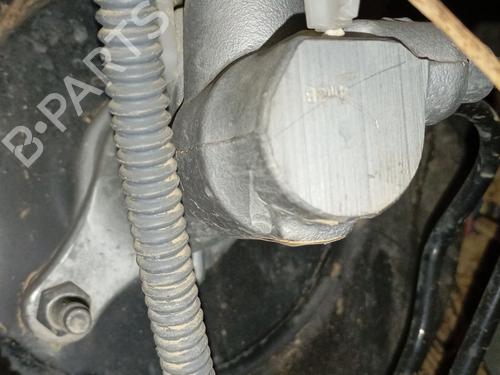 brake-master-cylinder-peugeot-2008-i-cu_-2013-31991102 main image