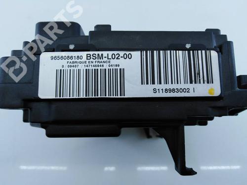 Fuse box PEUGEOT 407 (6D_) 2.0 (6DRFNB, 6DRFNE) | BP7246232E1 