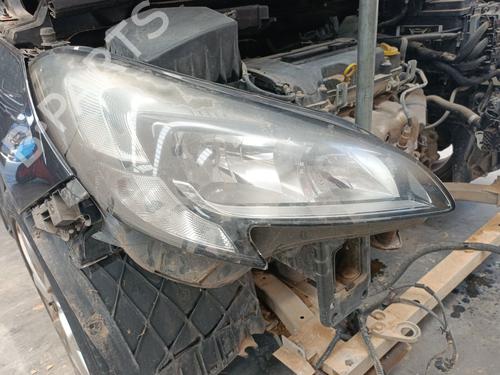 Used Right headlight Right headlight 38466152 38466152