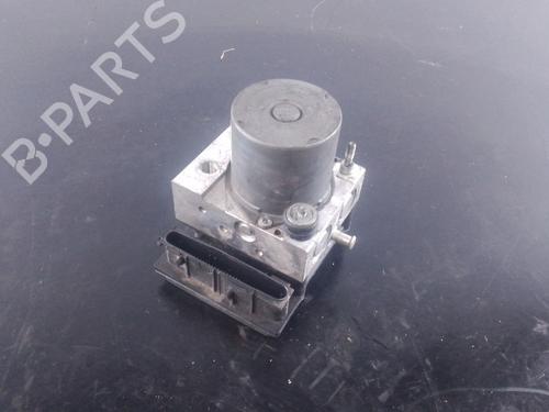 Used ABS pump HYUNDAI SANTA FÉ II (CM) 2.2 CRDi GLS (150 hp) 8879515