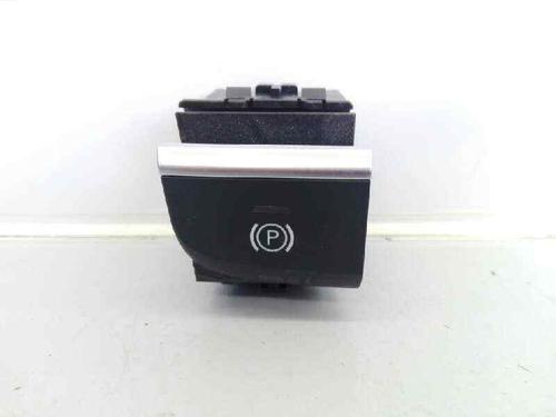 Used Hand brake Hand brake AUDI A3 Sportback (8VA, 8VF) 1.6 TDI (110 hp) 8786511 8786511