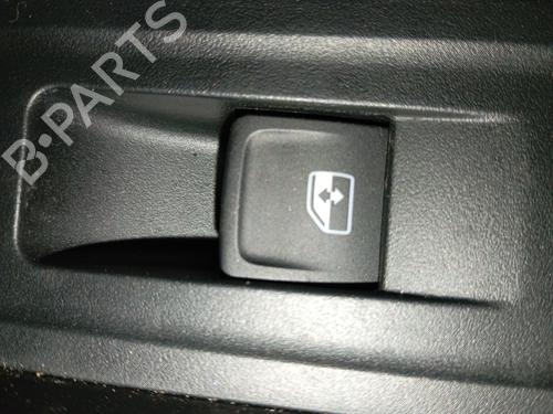 Used Right rear window switch Right rear window switch SKODA KAMIQ (NW4) 1.0 TSI (110 hp) 33235496 33235496