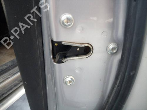 Used Front right lock CHEVROLET CAPTIVA (C100, C140) 2.0 D 4WD (150 hp) 10905458