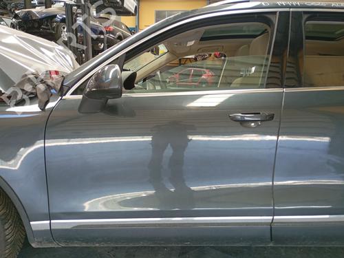Used Left front door Left front door 38621880 38621880