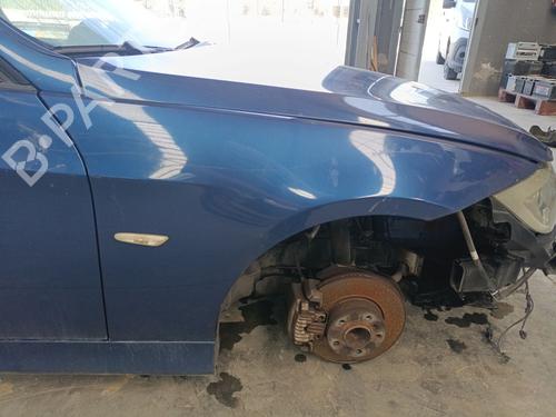 right-front-fenders-bmw-3-e90-2004-2005-2006-2007-2008-2009-2010-2011-2012-38175309 main image