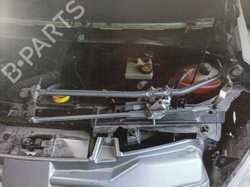 Used Front wiper motor Front wiper motor RENAULT MASTER III Platform/Chassis (EV, HV, UV) 2.3 dCi 125 FWD (EV0C, EV0D, EV0J, HV0C, HV0D, HV0H,... (125 hp) 36775799 36775799