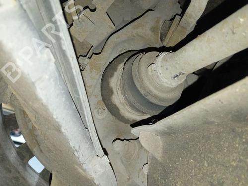Used Right rear steering knuckle Right rear steering knuckle MERCEDES-BENZ C-CLASS (W205) C 200 BlueTEC / d (205.037) (136 hp) 40072309 40072309