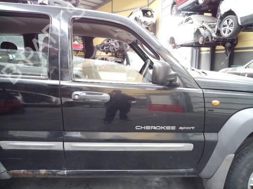 Used Right front door JEEP CHEROKEE (KJ) 2.5 CRD 4x4 (143 hp) 11280923