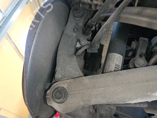 Fusee links achter Fusee links achter AUDI A6 C7 (4G2, 4GC) 2.0 TDI (190 hp) 37518574 37518574
