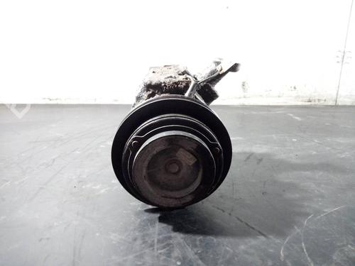 Used AC compressor MITSUBISHI PAJERO III (V7_W, V6_W) 3.2 Di-D (V68W) (160 hp) 17569407