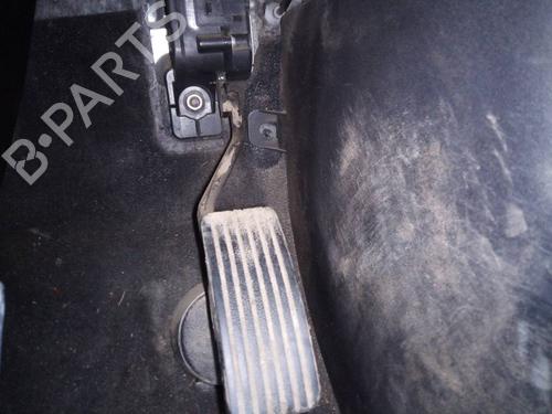 Used Pedal MITSUBISHI PAJERO IV (V8_W, V9_W) 3.2 DI-D (V88W, V98W) (170 hp) 13951040