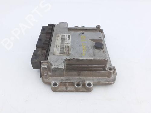 Engine control unit (ECU) RENAULT SCÉNIC II (JM0/1_)  | BP8307604M57 